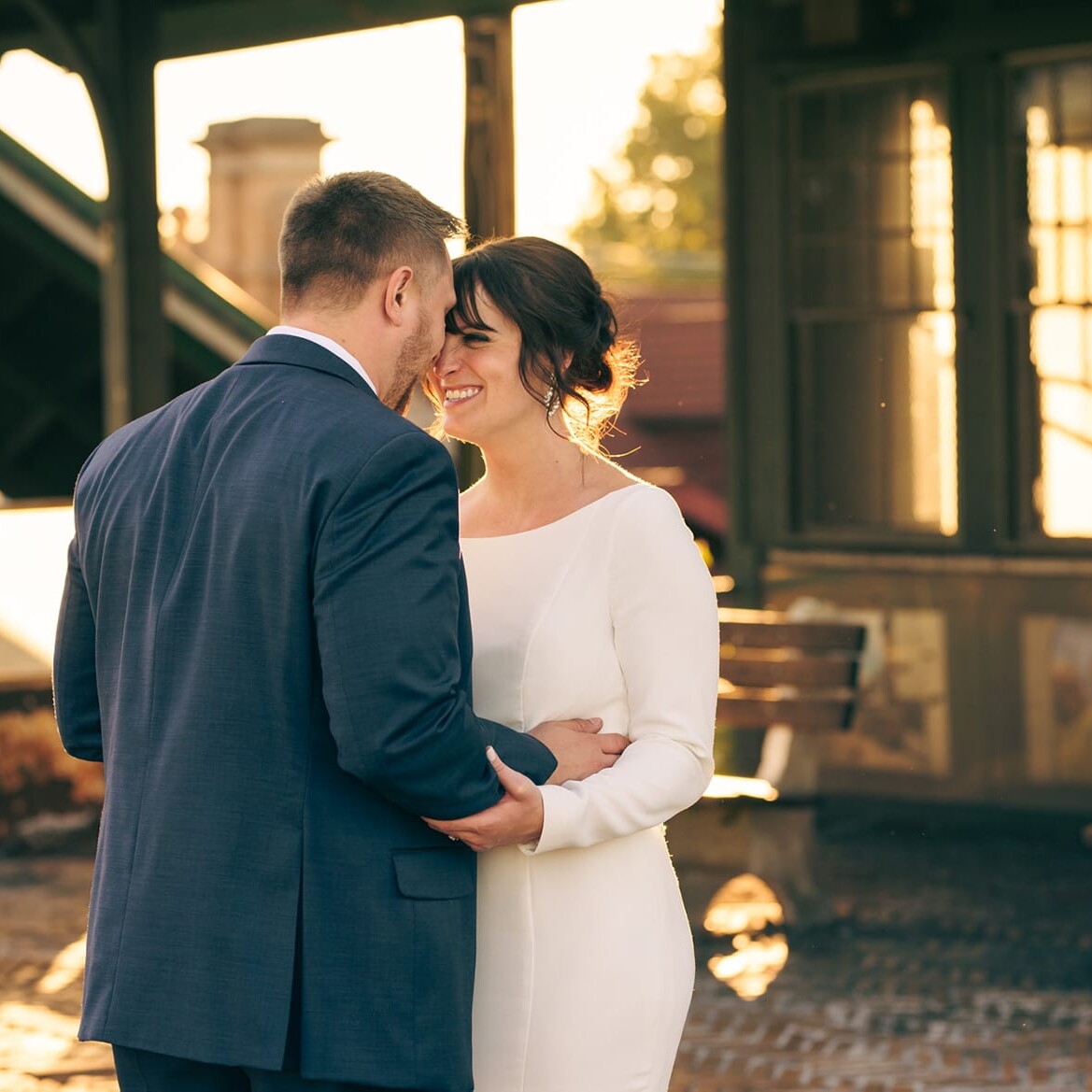 DiSalvo's Station Restaurant Wedding | Pittsburgh Photographer Zachary DiBeradin Photography